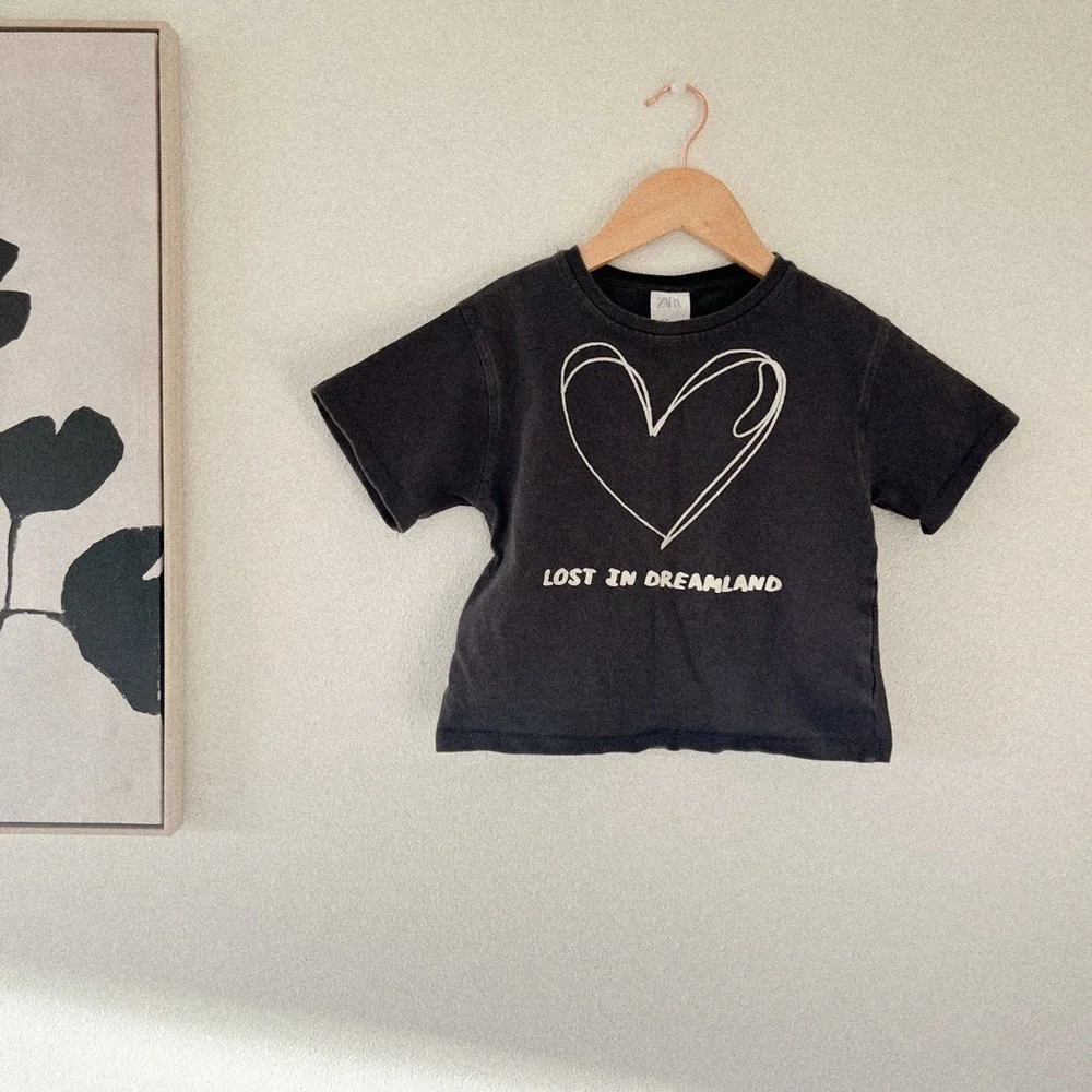 Zara Black Dreamland Heart Kids Tee